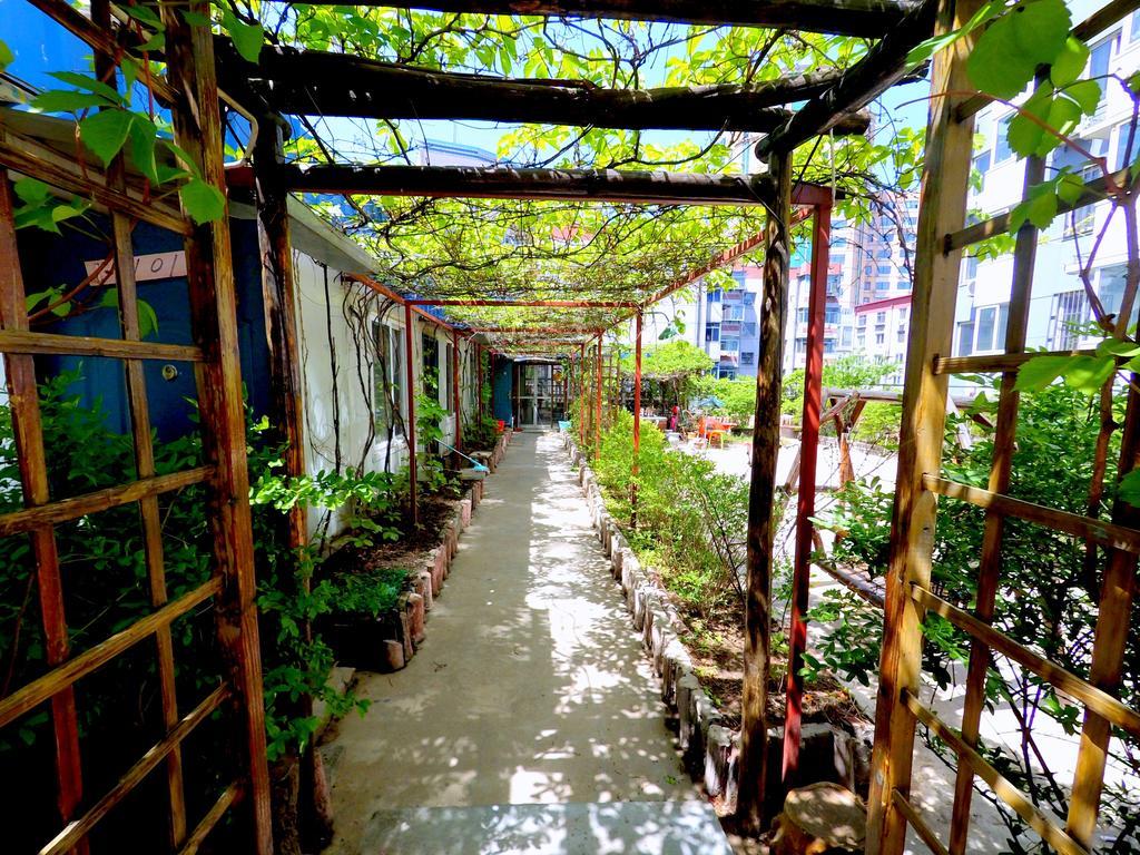First Met Backpackers Hostel Chengde Exterior foto