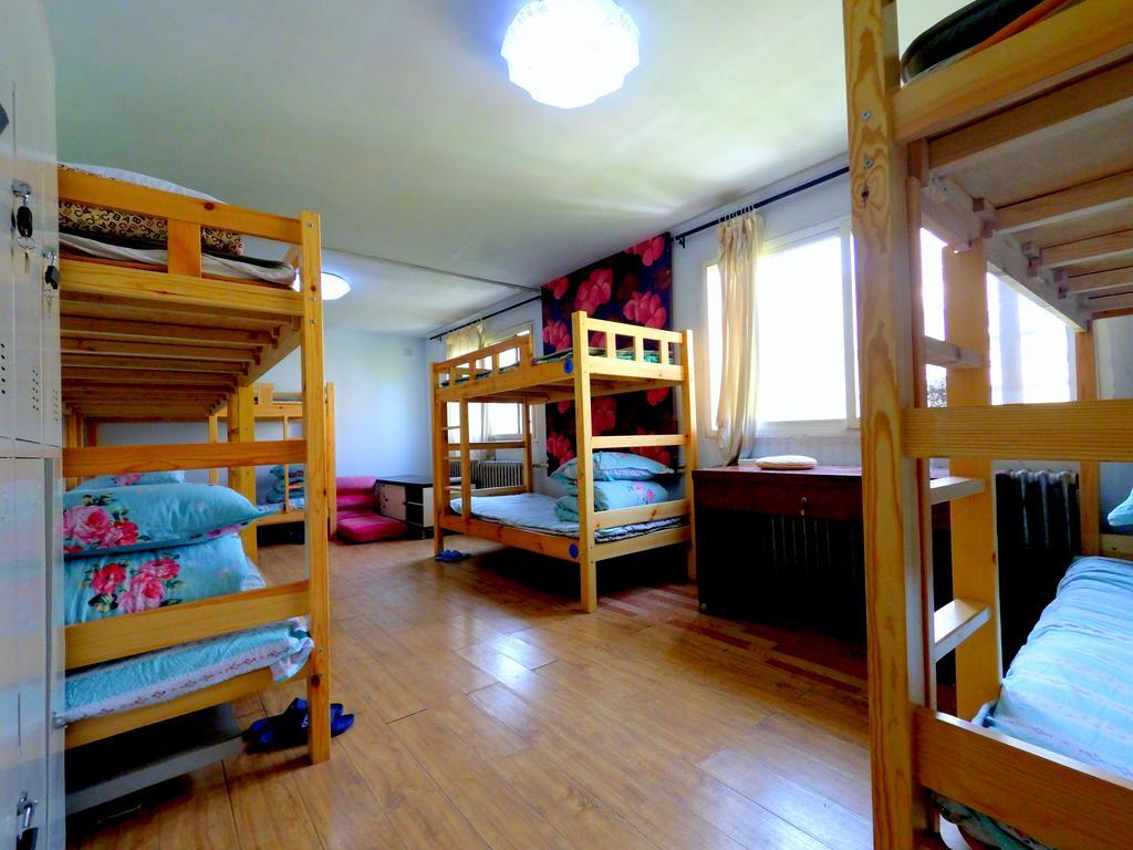 First Met Backpackers Hostel Chengde Exterior foto